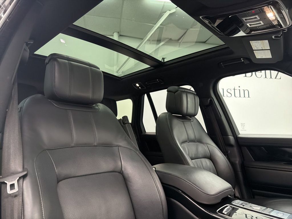 Used 2019 Land Rover Range Rover HSE image 29