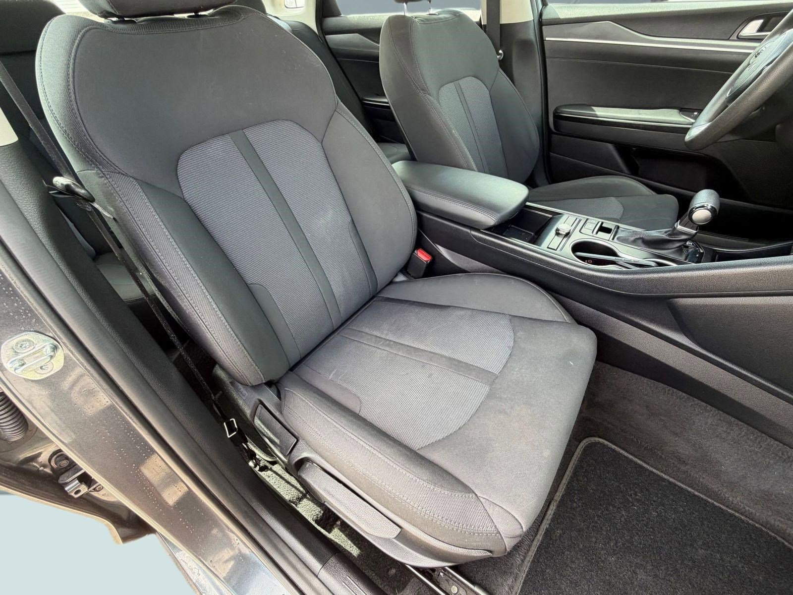 Used 2023 Kia K5 LXS image 17