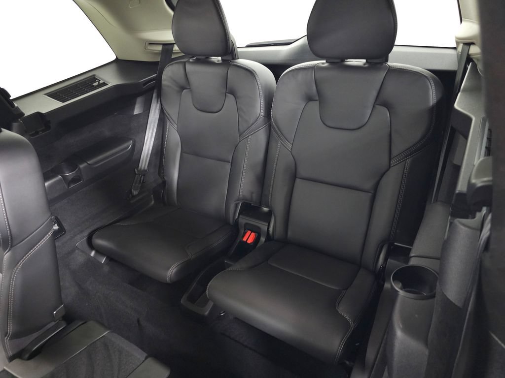Certified 2023 Volvo XC90 T8 Ultimate w/ Lounge Package AWD/4WD image 40