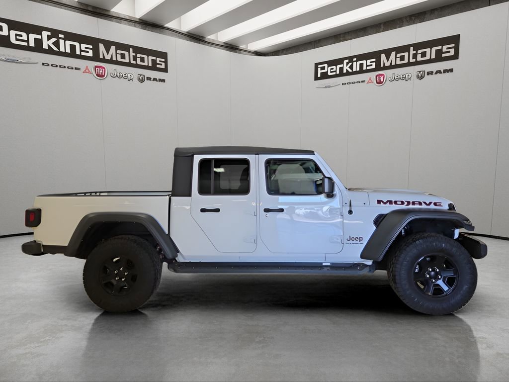 Certified 2023 Jeep Gladiator Mojave image 6