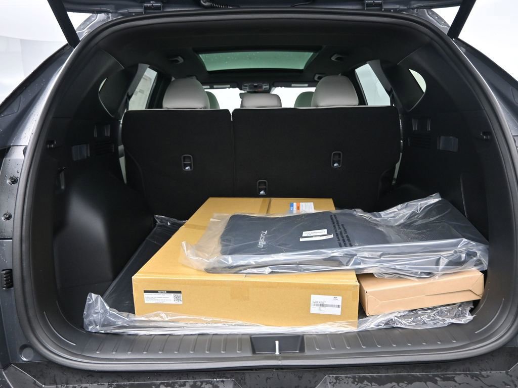 New 2026 Hyundai Tucson Limited image 30