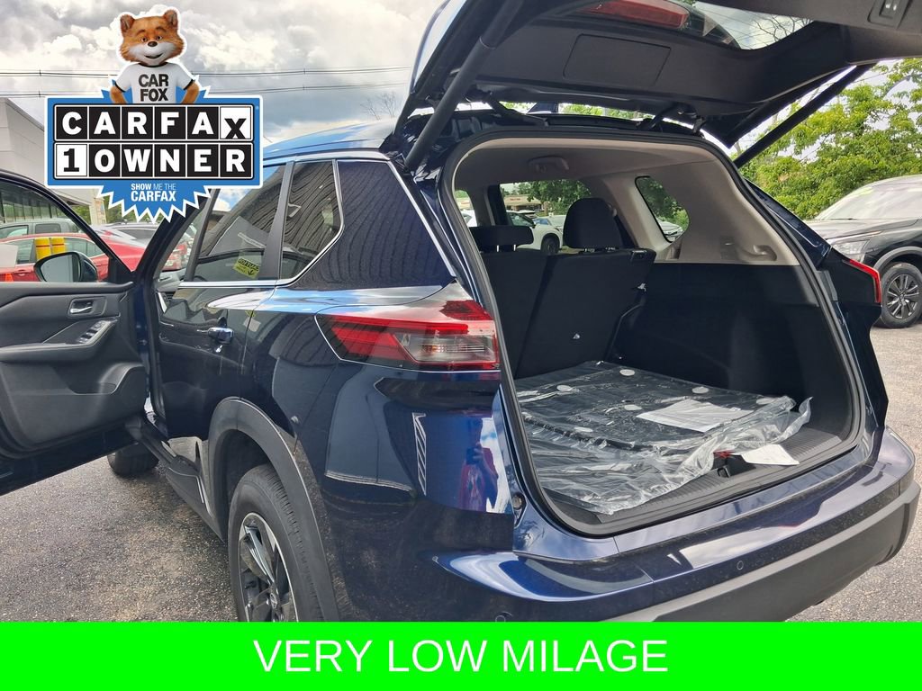 Certified 2026 Nissan Rogue SV AWD/4WD image 11
