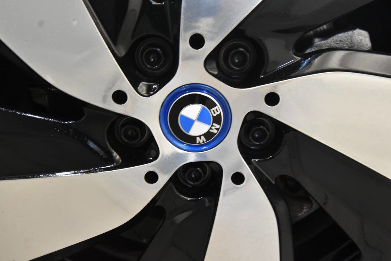 Used 2018 BMW i3 image 12