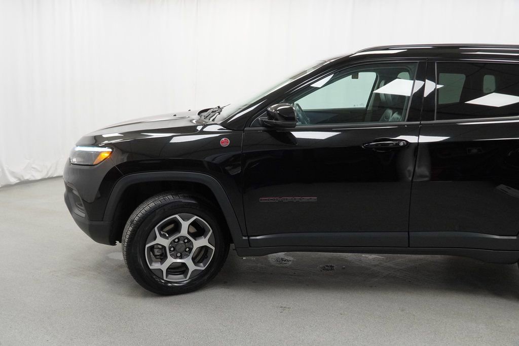 Certified 2022 Jeep Compass Trailhawk w/ Trailhawk Elite Group image 18