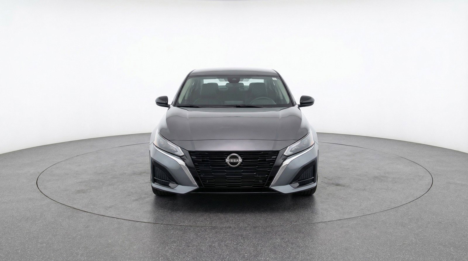 Used 2025 Nissan Altima 2.5 SV image 2