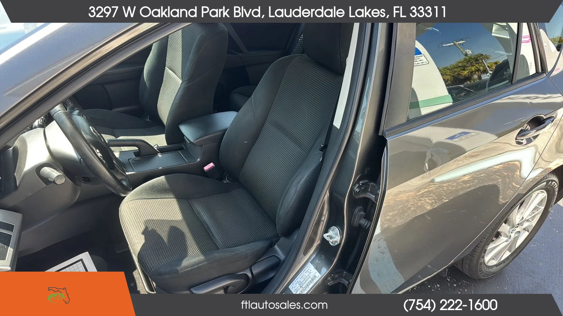 Used 2013 MAZDA MAZDA3 i Touring image 21