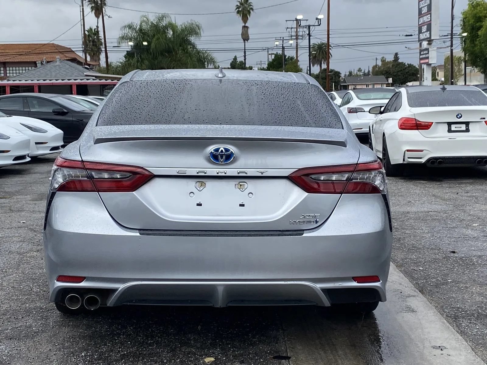 Used 2022 Toyota Camry XSE w/ Navigation Upgrade Package FWD image 3
