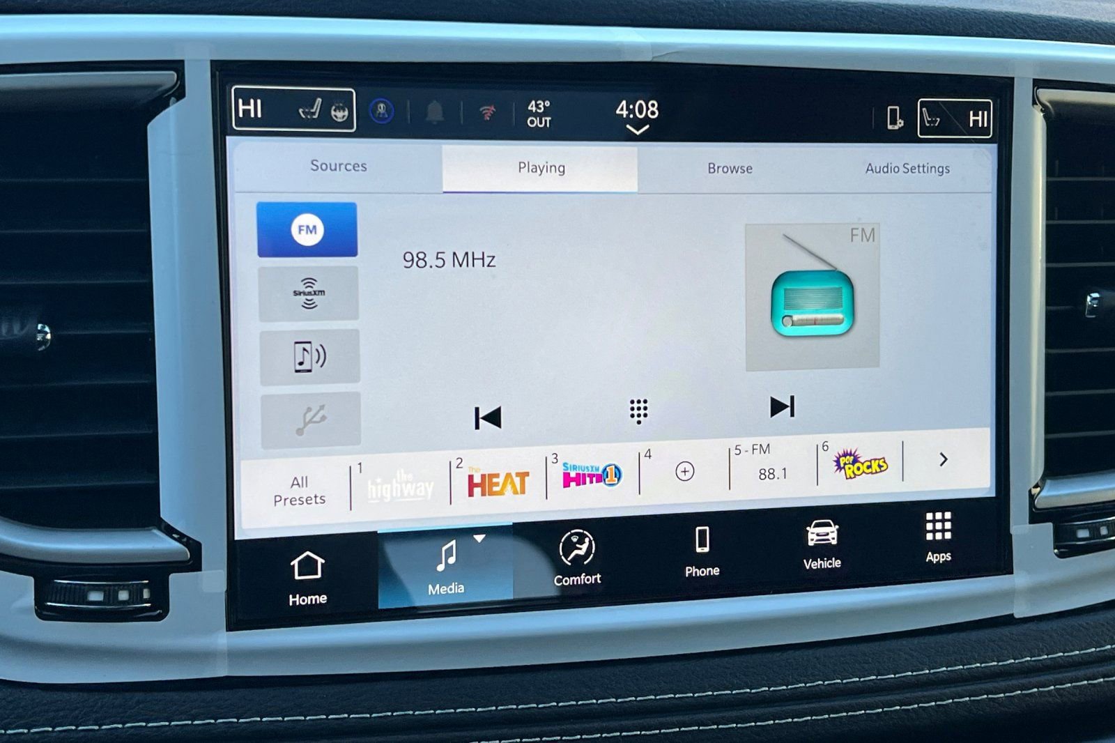 New 2026 Chrysler Pacifica Select AWD/4WD image 15