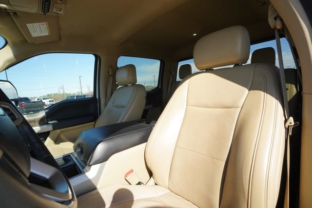 Used 2019 Ford F250 Lariat w/ Chrome Package image 34