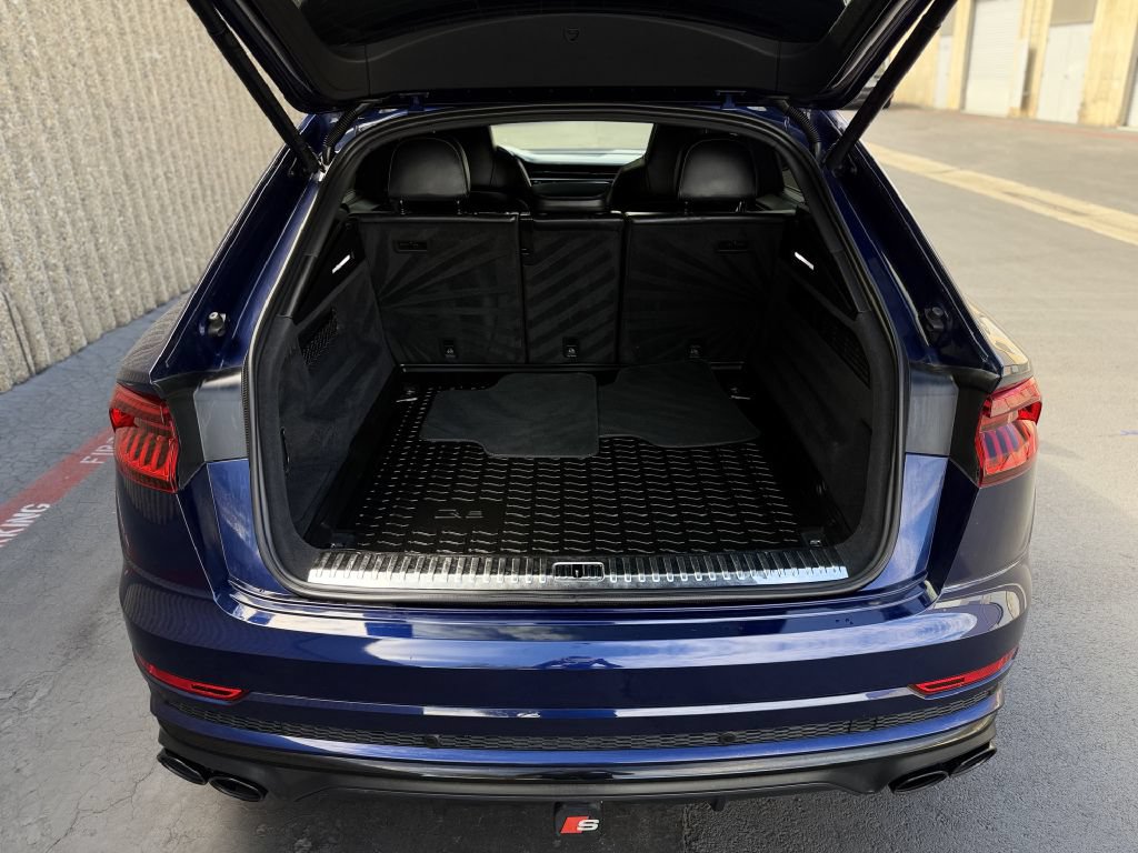 Used 2020 Audi SQ8 Prestige w/ Prestige Package AWD/4WD image 21