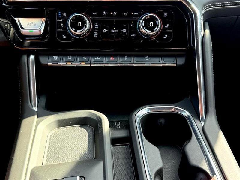 Used 2024 GMC Sierra 2500 Denali Ultimate image 45