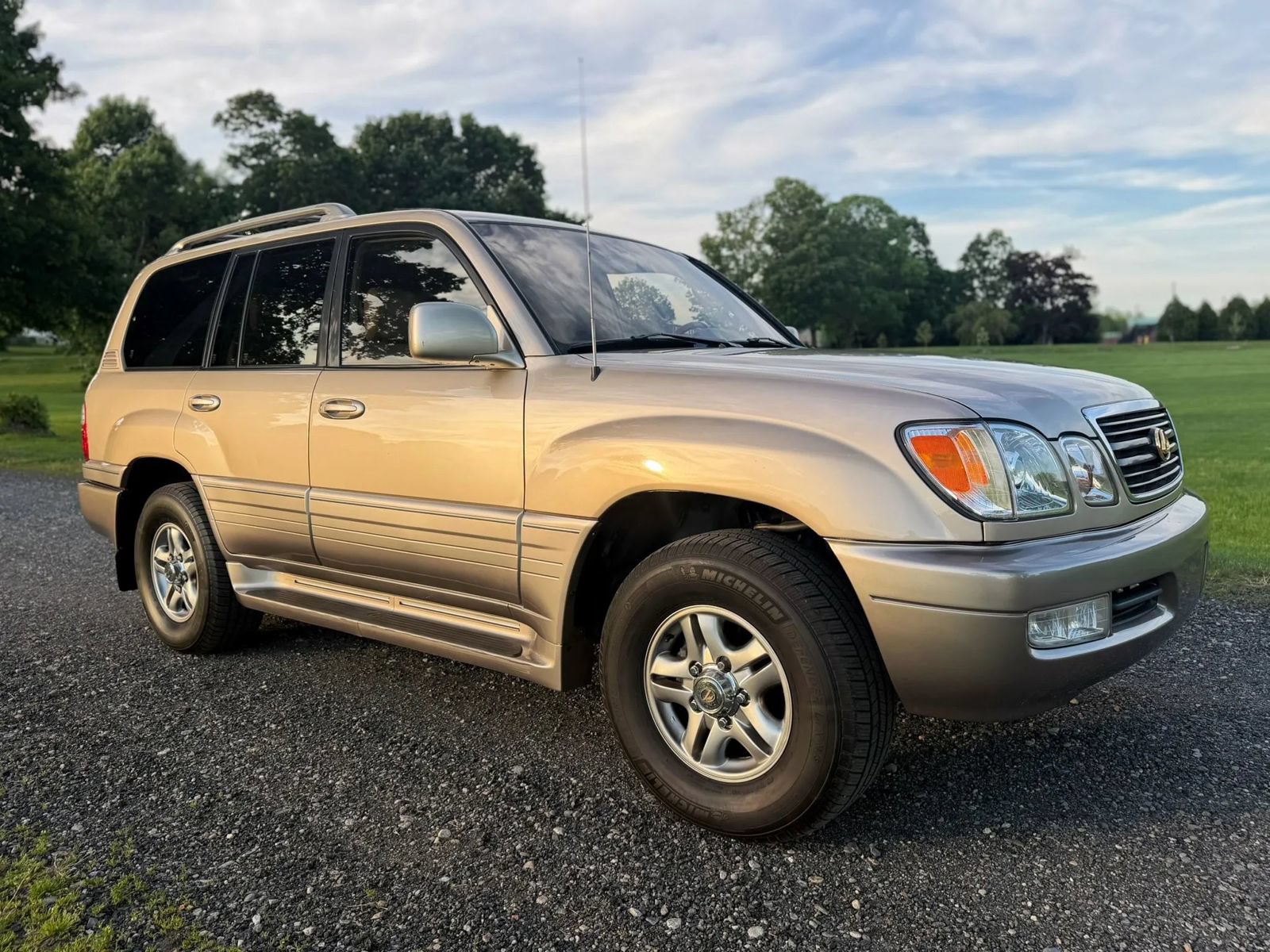 Used 2001 Lexus LX 470 4WD image 13