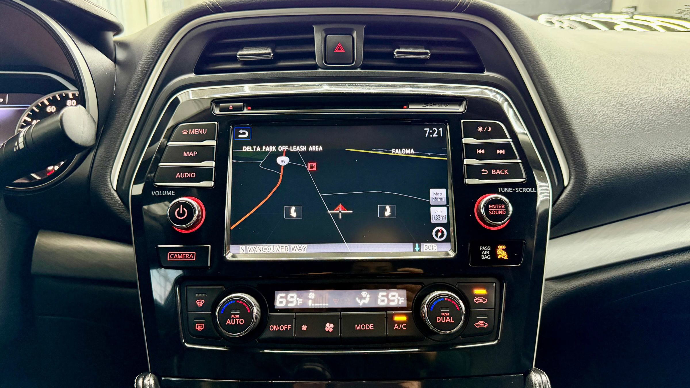 Used 2018 Nissan Maxima 3.5 SV image 16