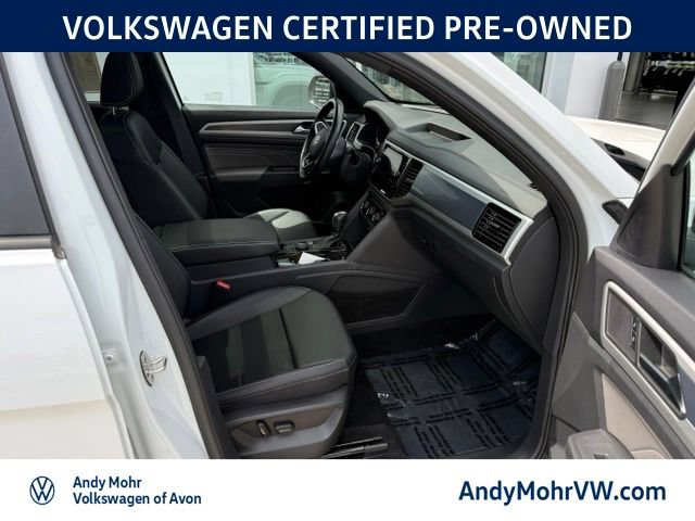 Used 2023 Volkswagen Atlas Cross Sport SEL R-Line AWD/4WD image 17