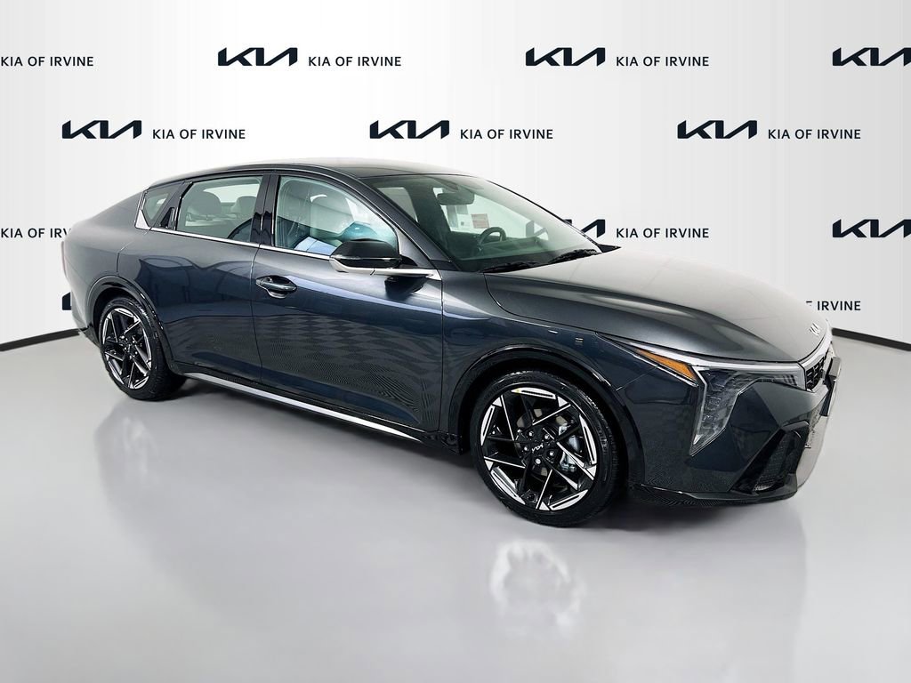 New 2026 Kia K4 GT-Line image 1