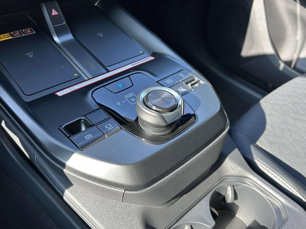 New 2026 Subaru Solterra AWD/4WD image 23
