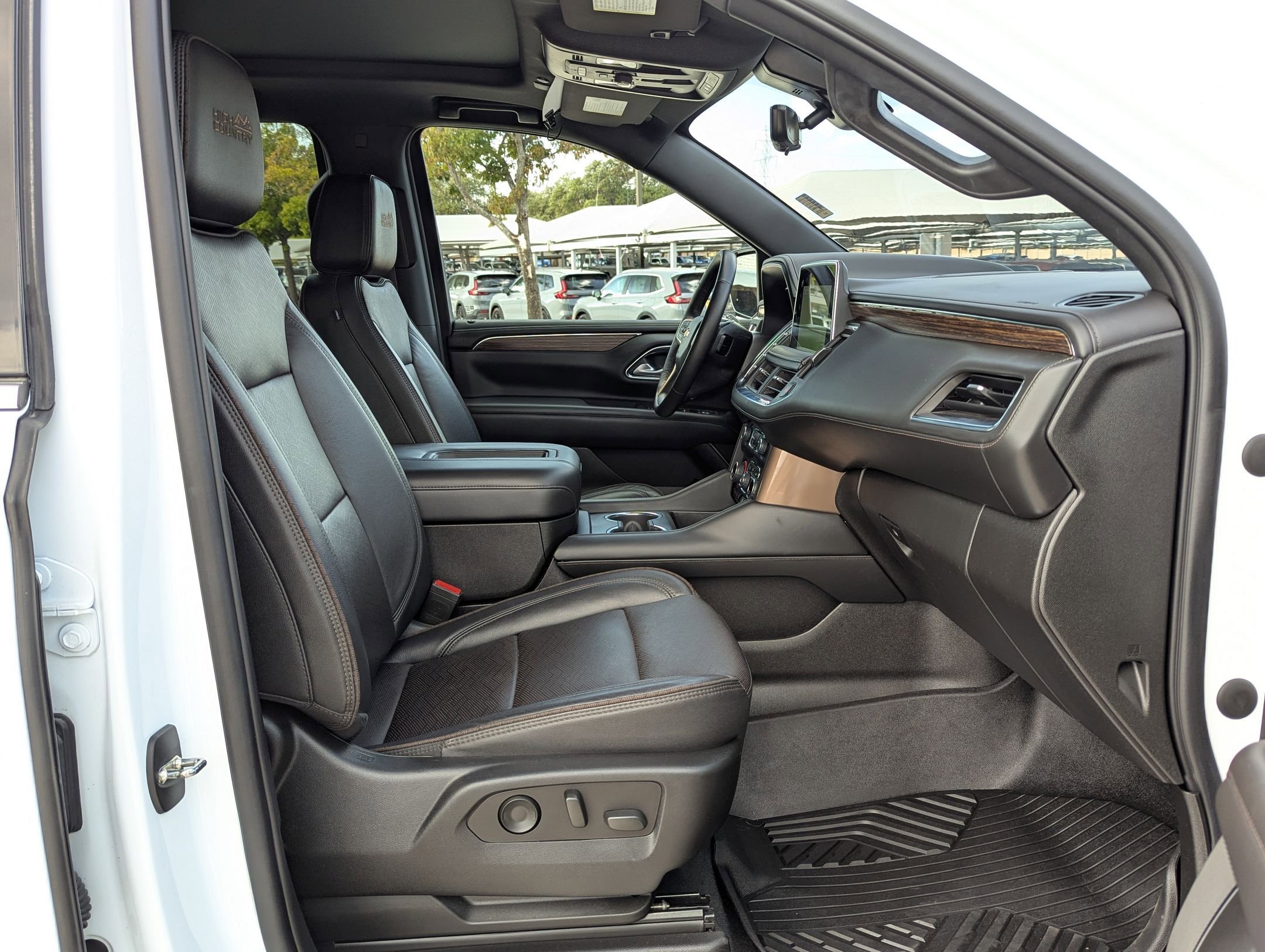 Used 2022 Chevrolet Tahoe High Country image 28