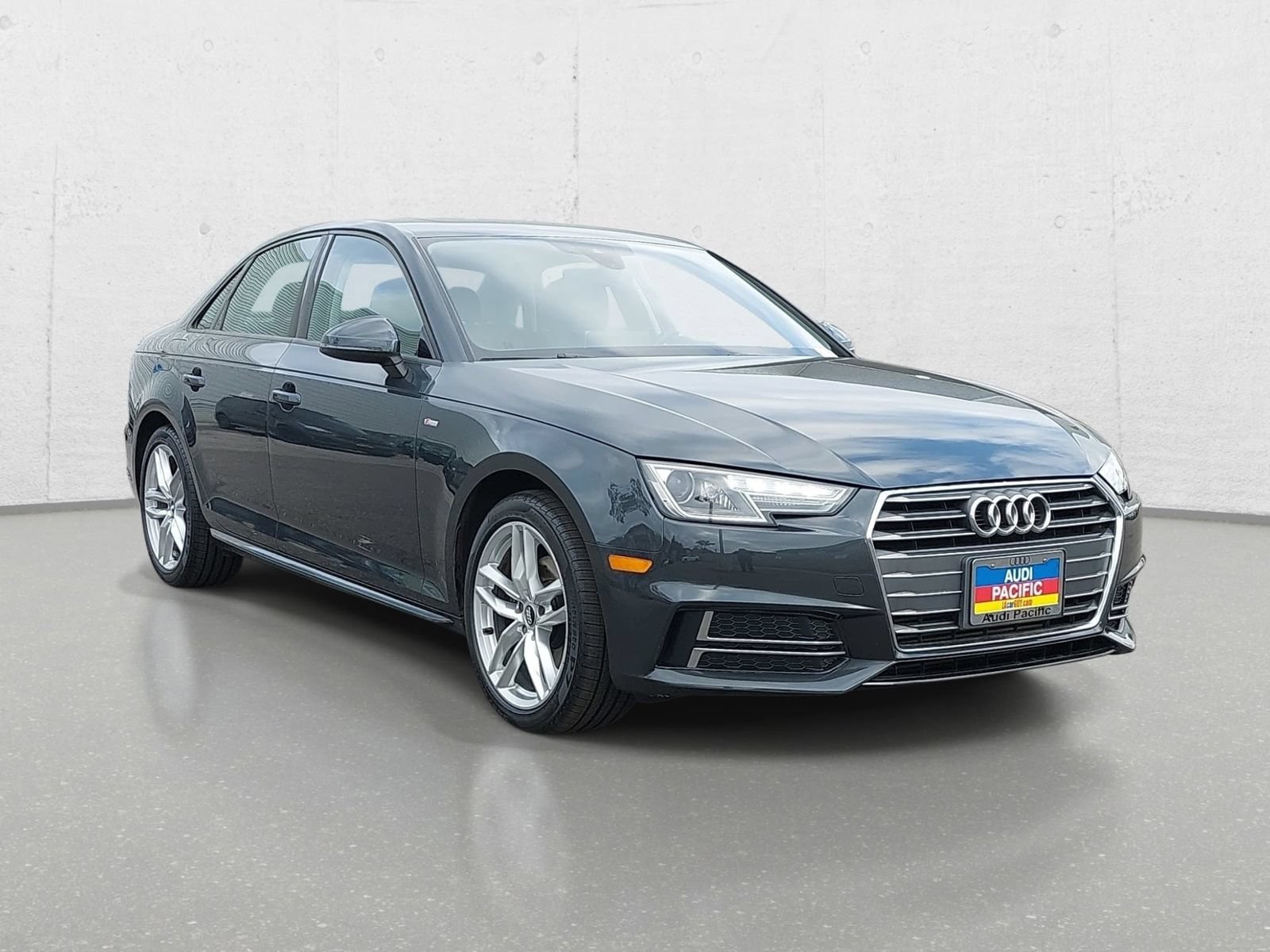 Used 2017 Audi A4 2.0T Ultra Premium w/ Convenience Package FWD image 3