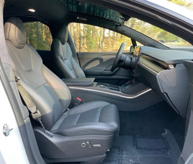 Used 2023 Tesla Model X image 26
