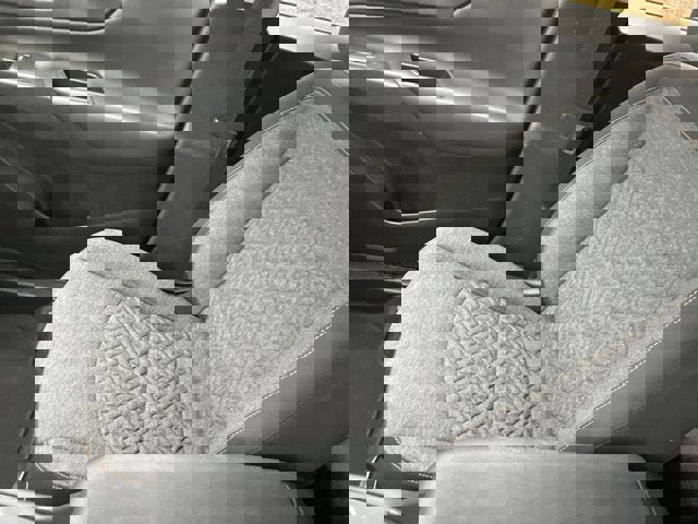 Used 2023 Chevrolet Equinox LT image 37