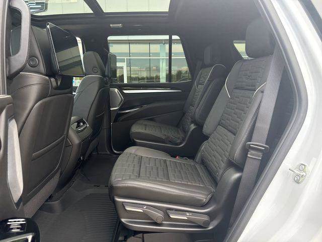 New 2026 Cadillac Escalade Platinum Sport w/ LPO, ONYX Package AWD/4WD image 10
