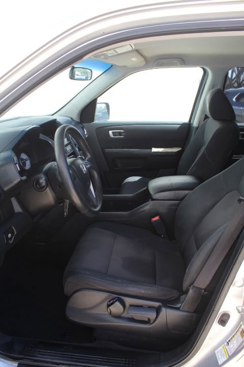 Used 2010 Honda Pilot LX image 11