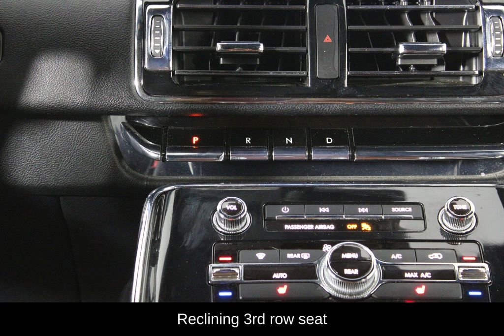 Used 2019 Lincoln Navigator Premiere AWD/4WD image 37