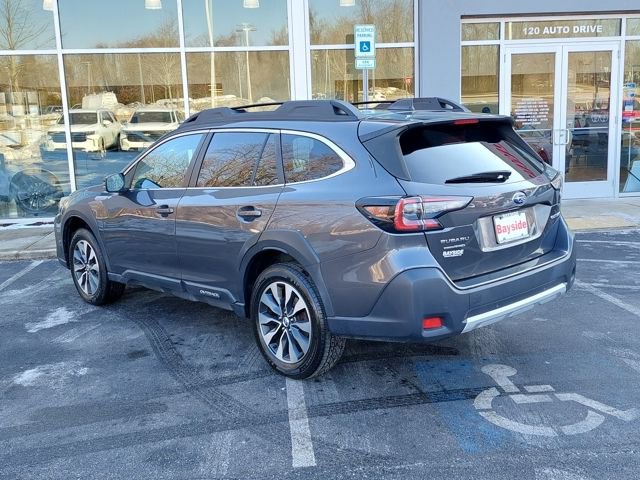 Used 2023 Subaru Outback Limited image 15