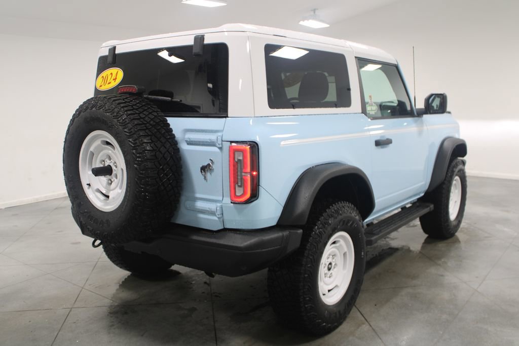 Used 2024 Ford Bronco Heritage Edition image 9