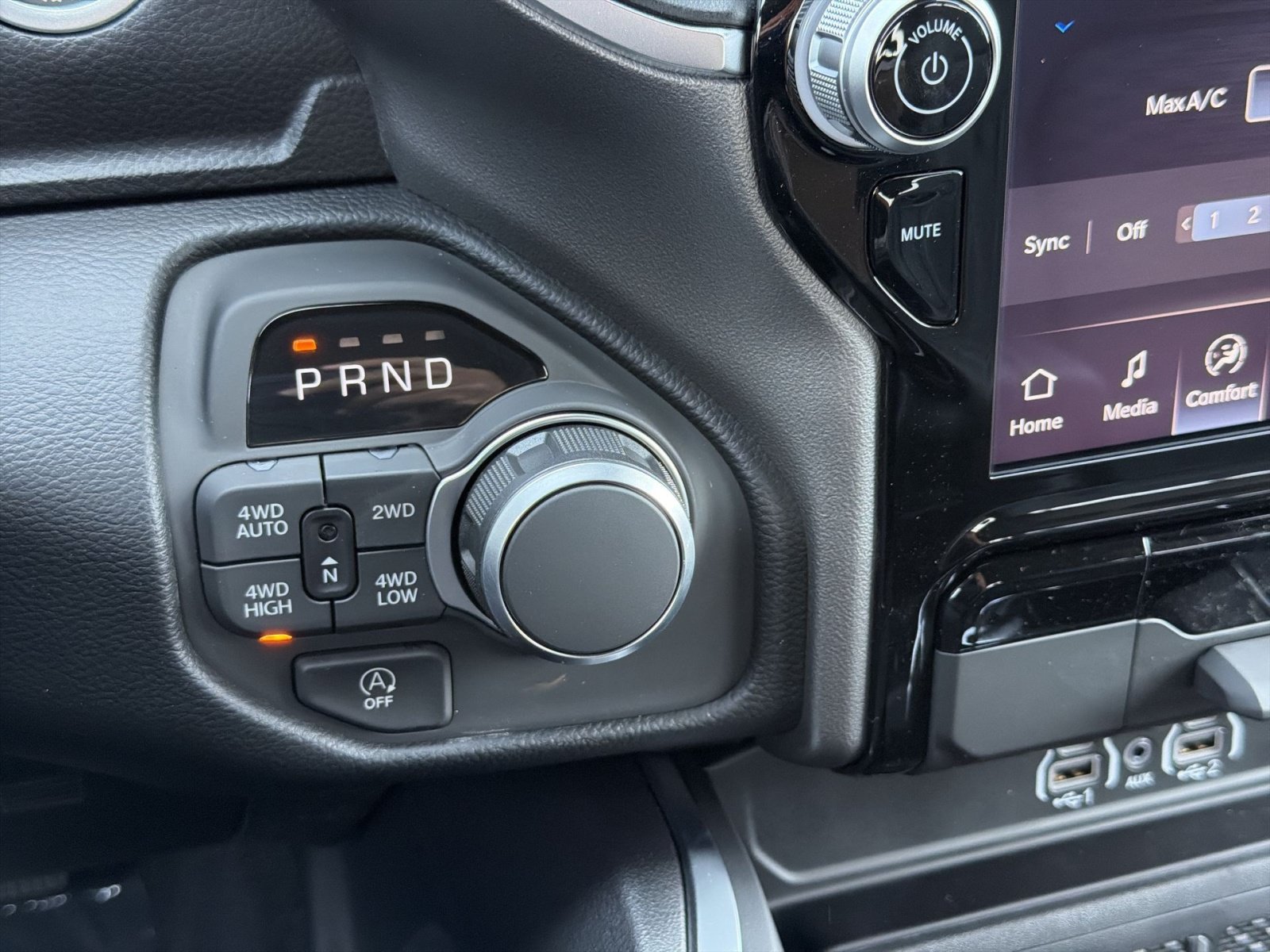 New 2026 RAM 1500 Big Horn AWD/4WD image 22