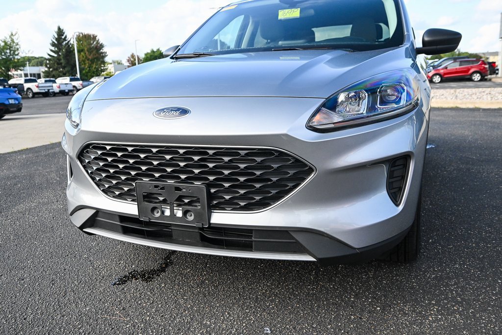 Certified 2022 Ford Escape SE image 11