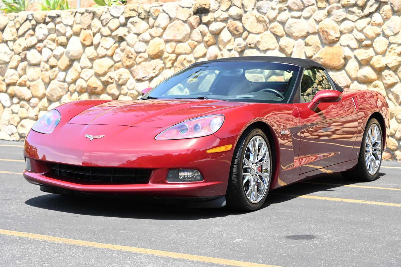 Used 2006 Chevrolet Corvette Convertible w/ Preferred Equipment Group RWD image 8