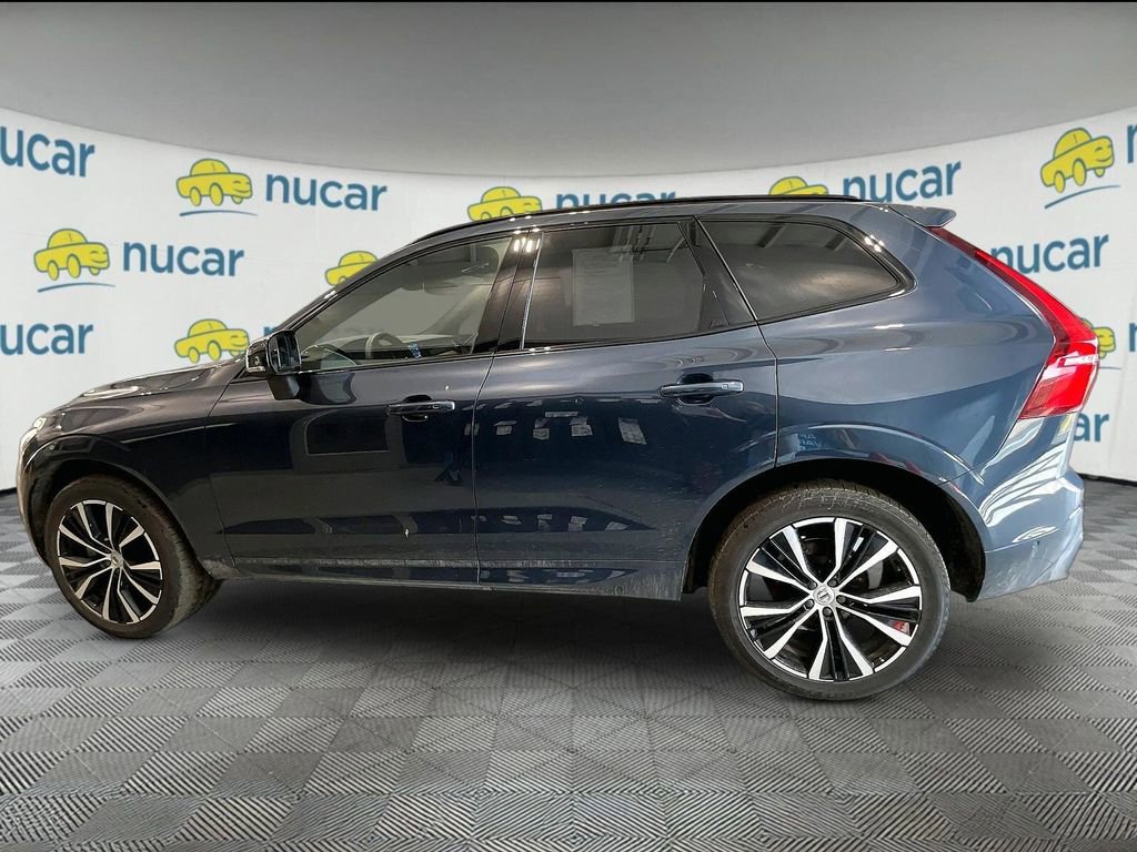 Used 2025 Volvo XC60 B5 Plus w/ Climate Package image 4