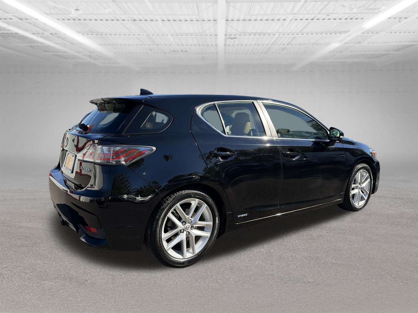 Used 2014 Lexus CT 200h FWD image 5