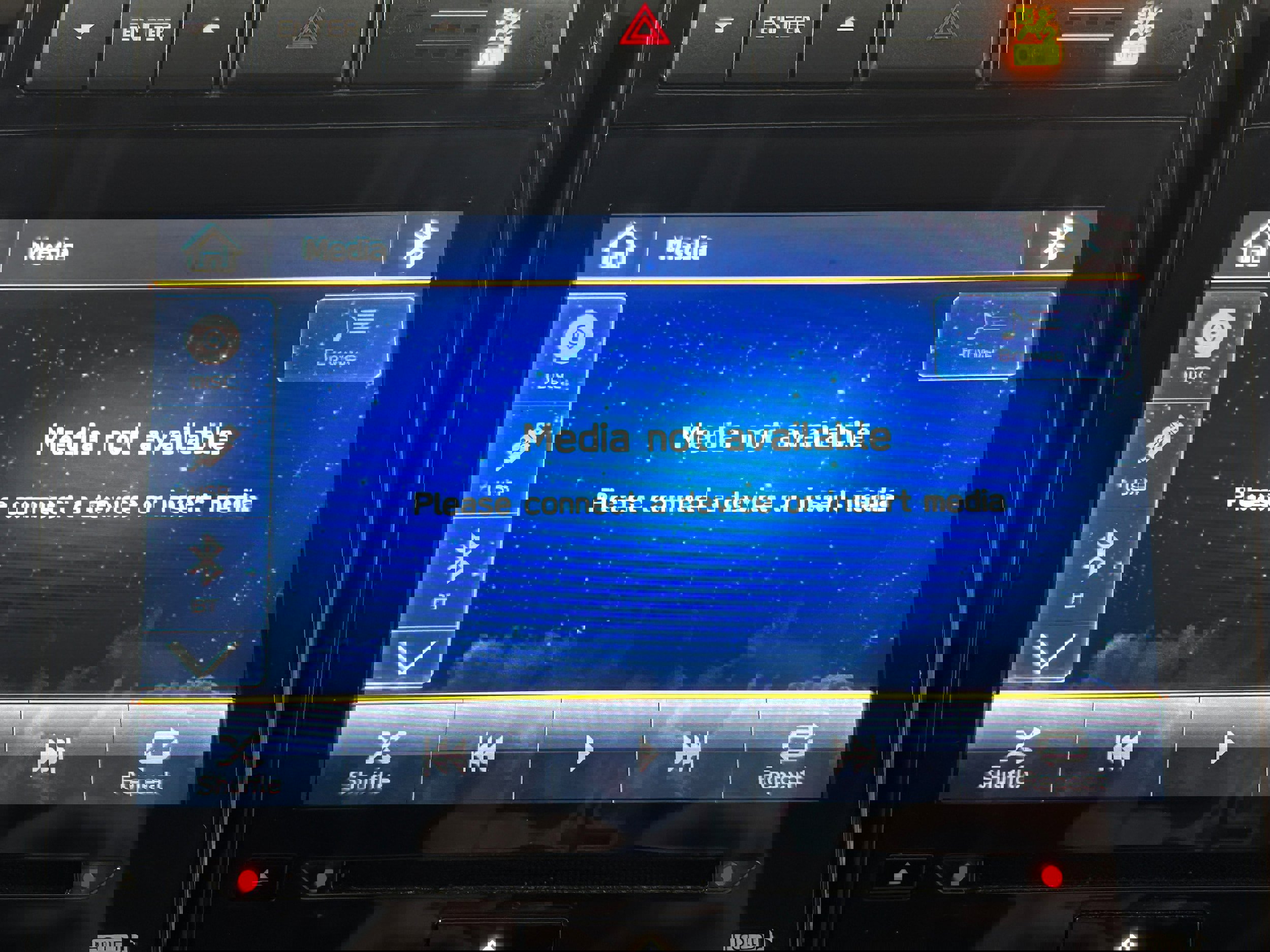 Used 2022 Subaru Ascent Limited w/ Technology Package image 6