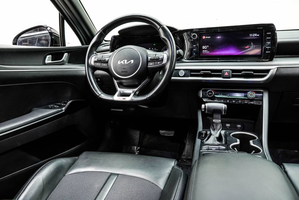 Used 2022 Kia K5 GT-Line w/ GT-Line FWD Premium Package image 24