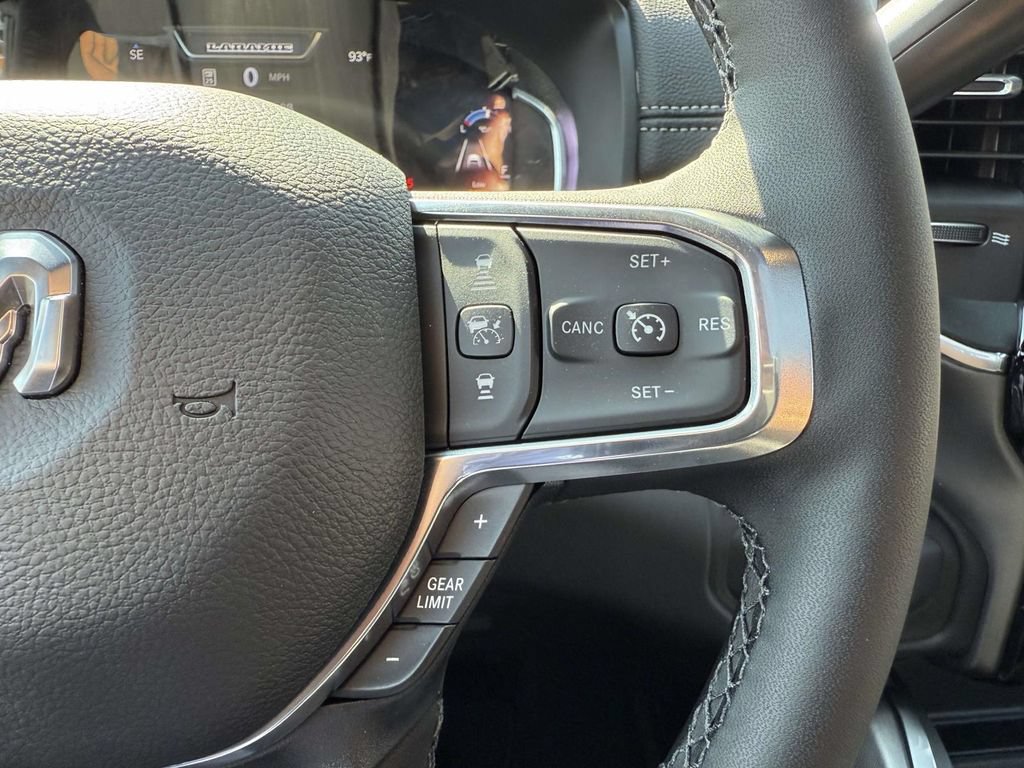 New 2026 RAM 3500 Laramie AWD/4WD image 23