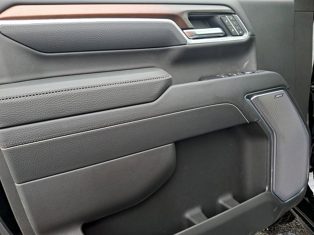 New 2026 GMC Sierra 2500 Denali w/ Denali Reserve Package image 8