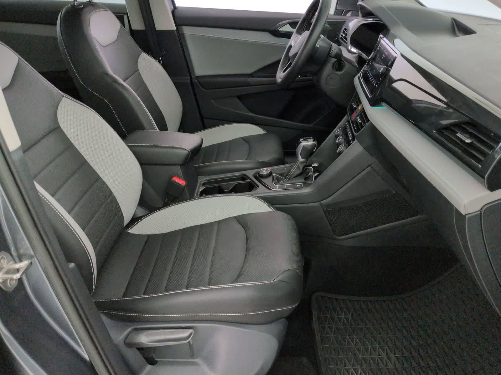 Certified 2022 Volkswagen Taos SEL AWD/4WD image 21