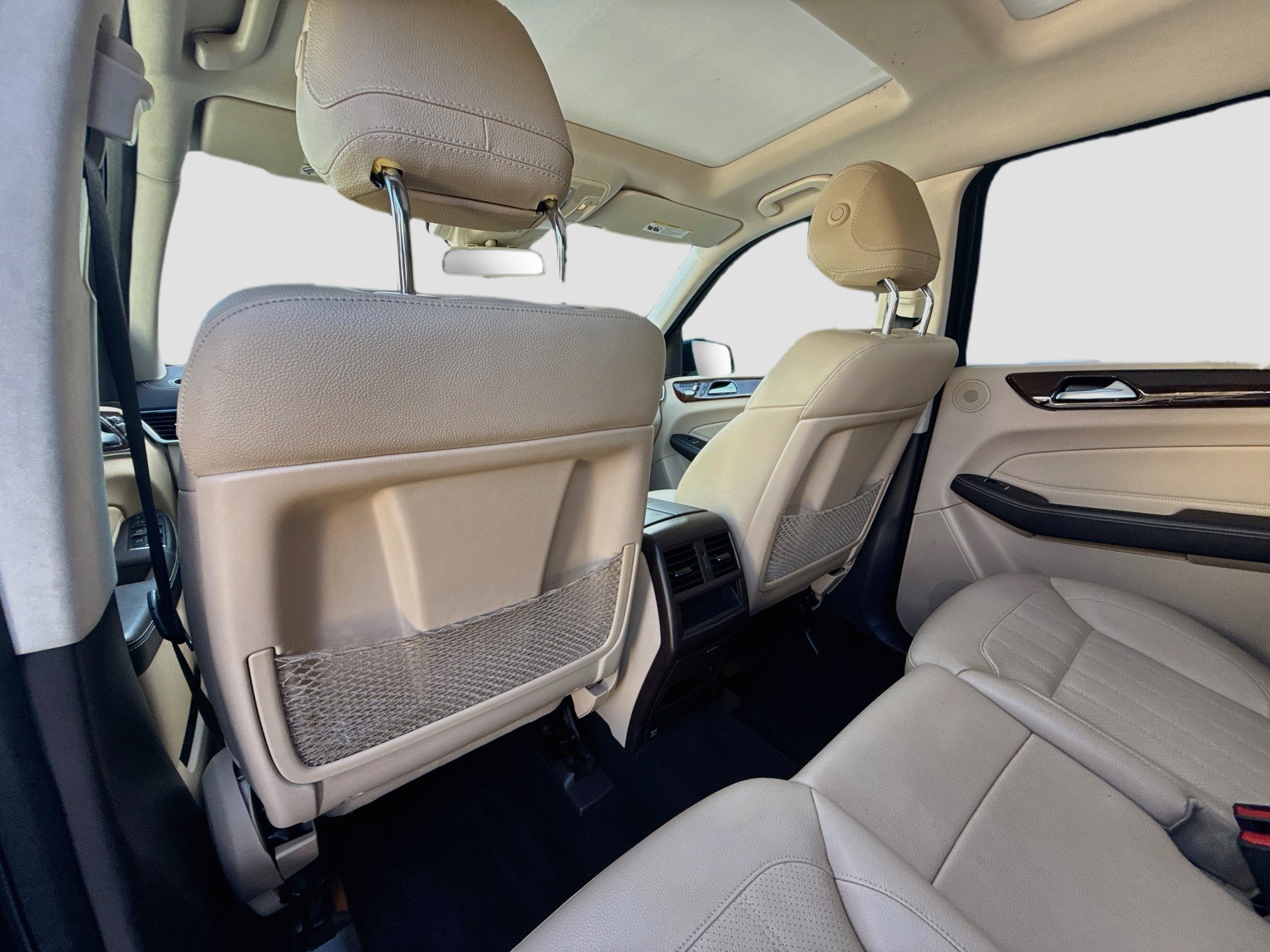 Used 2018 Mercedes-Benz GLS 450 4MATIC w/ Premium Package image 23