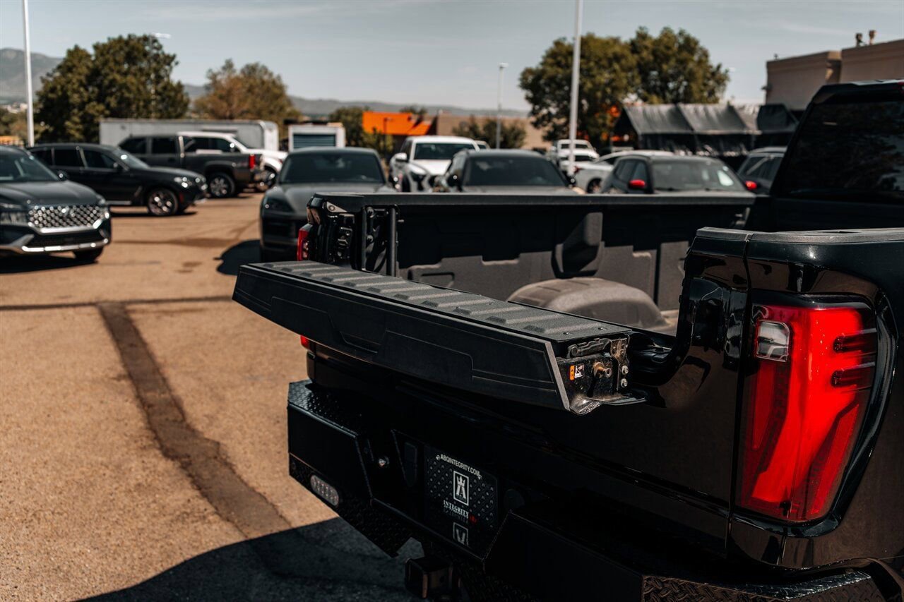 Used 2024 GMC Sierra 3500 Denali w/ Denali Reserve Package AWD/4WD image 57