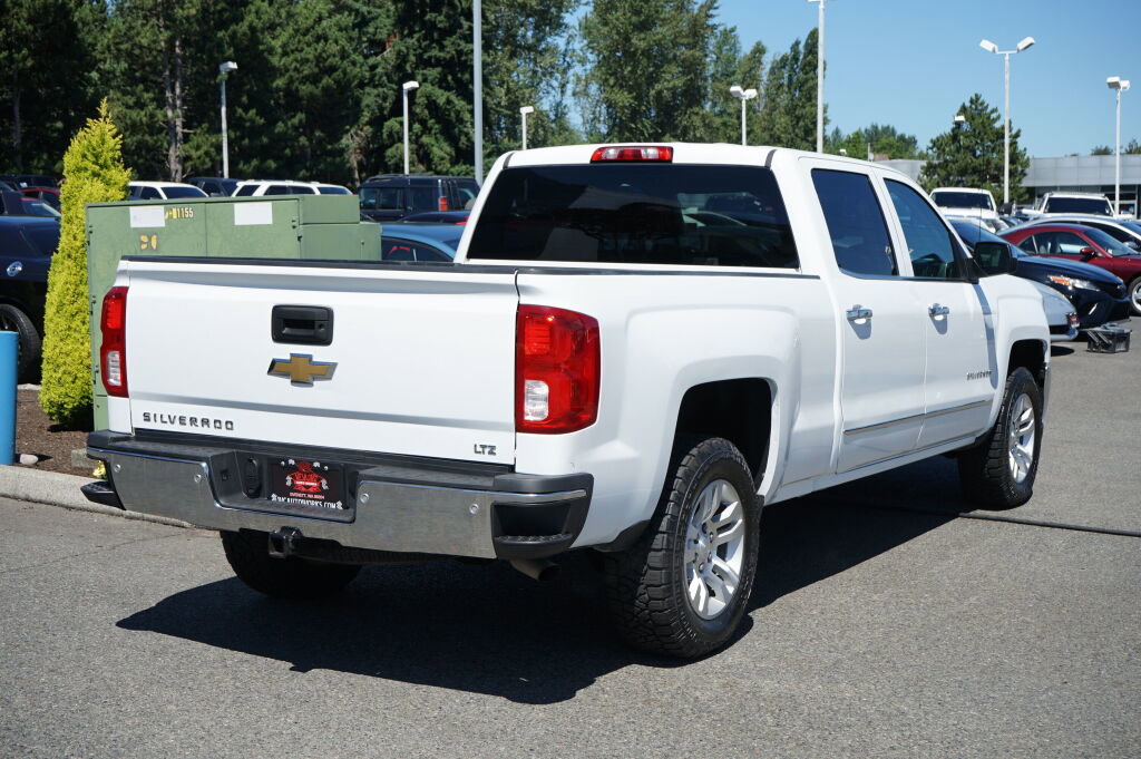 Used 2018 Chevrolet Silverado 1500 LTZ w/ LTZ Plus Package image 5