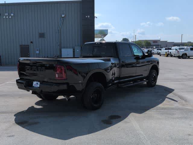 New 2026 RAM 3500 Laramie AWD/4WD image 8
