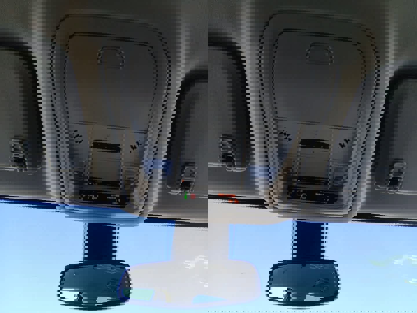 Used 2023 GMC Acadia SLT w/ Preferred Package image 35