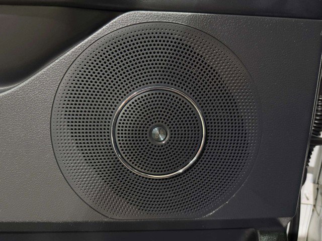 Used 2023 Ford Expedition Platinum image 27