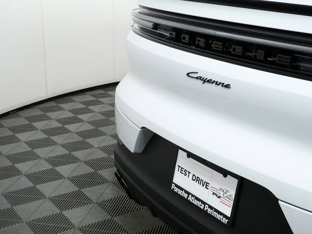 New 2026 Porsche Cayenne Coupe image 38