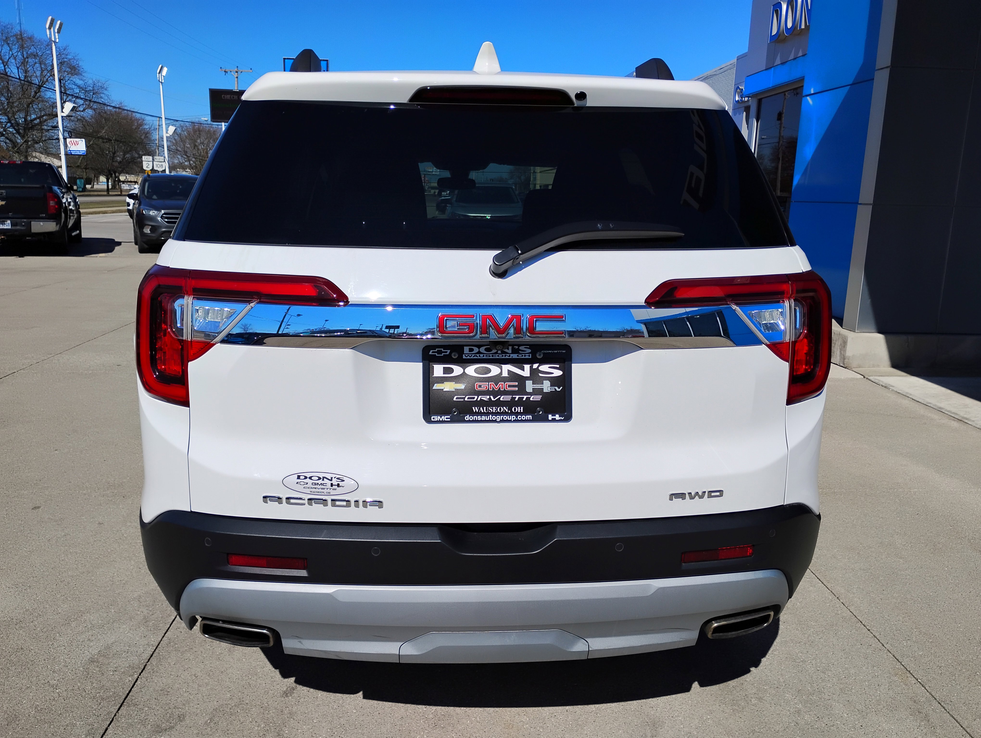 Used 2022 GMC Acadia SLE w/ Driver Convenience Package image 34