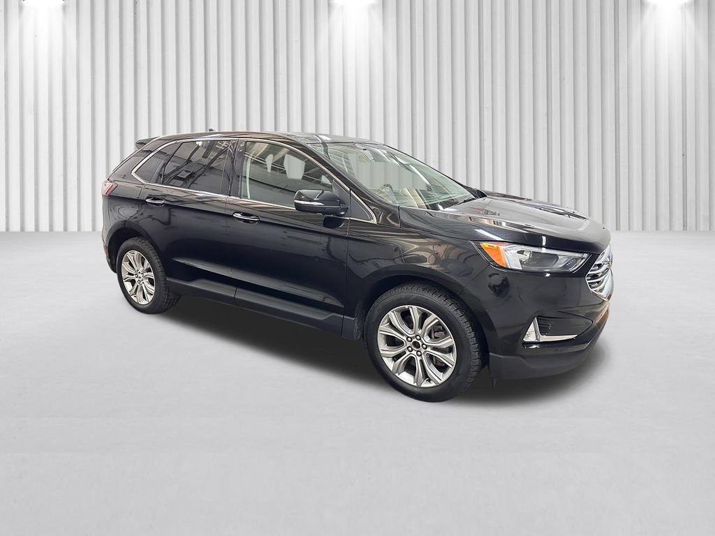Certified 2024 Ford Edge Titanium AWD/4WD image 2