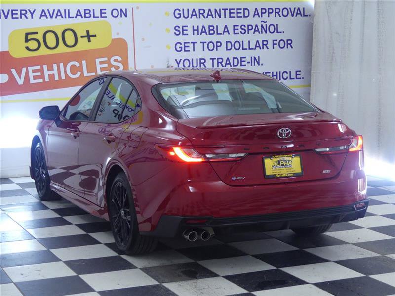 Used 2026 Toyota Camry SE FWD image 4