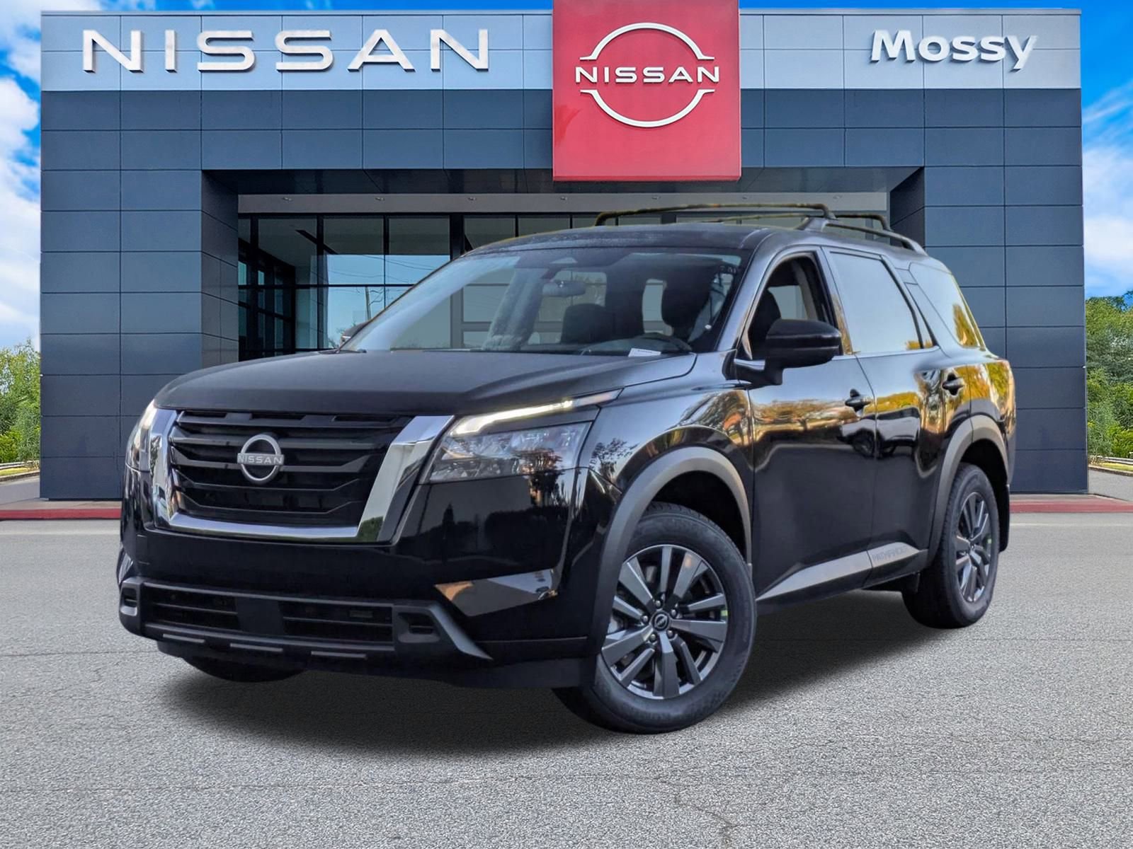 New 2025 Nissan Pathfinder SV